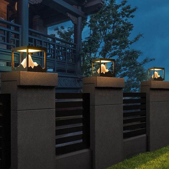 Gefolly Riley Mountain Solar Pier-Mount Outdoor Pillar Light,Metal