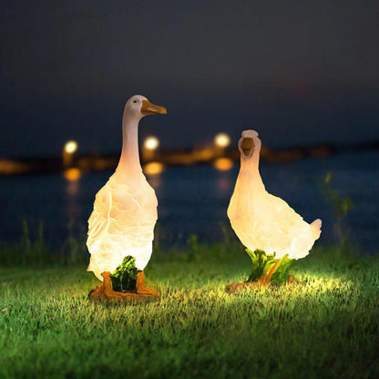 Gefolly Outdoor Acrylic Outdoor Landscape Courtyard PE Decoration Imitation Animal White Goose Garden Lawn Lamp