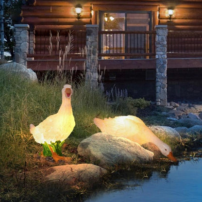 Gefolly Outdoor Acrylic Outdoor Landscape Courtyard PE Decoration Imitation Animal White Goose Garden Lawn Lamp