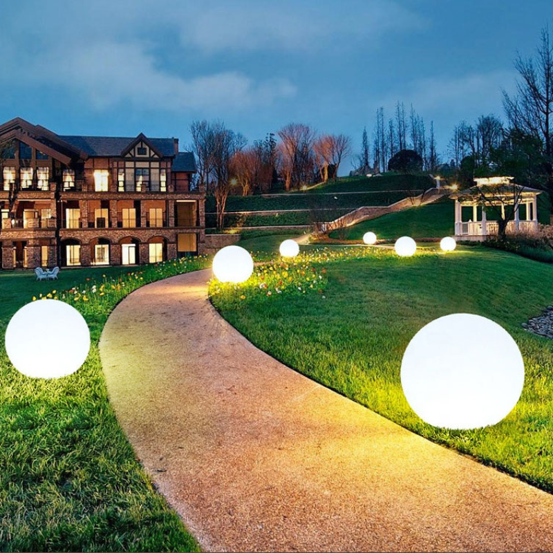 Gefolly Color-Changing Solar LED Globes